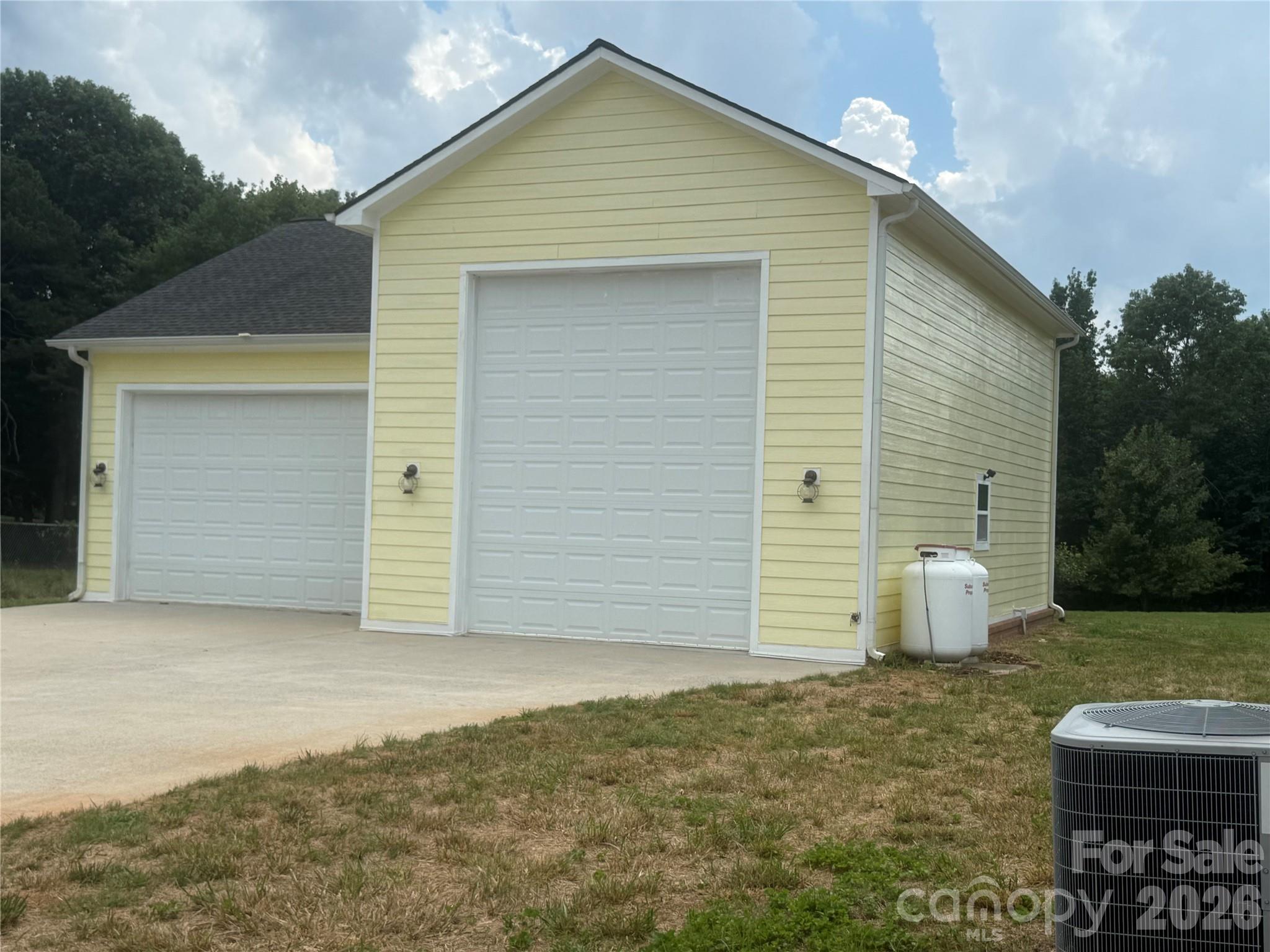 1038 Steel Bridge Road — Mooresboro