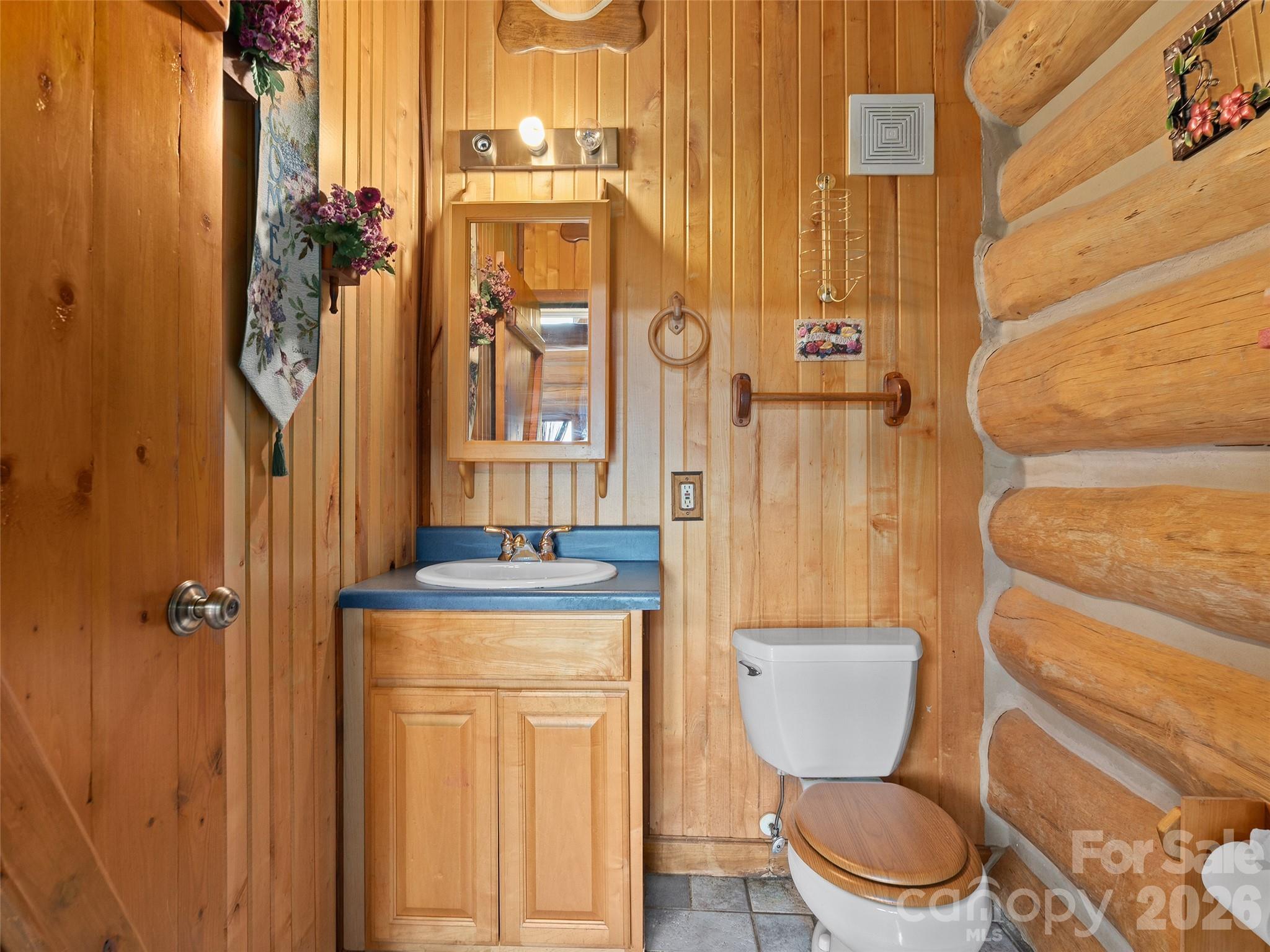 220 Mica Mine Road — Waynesville