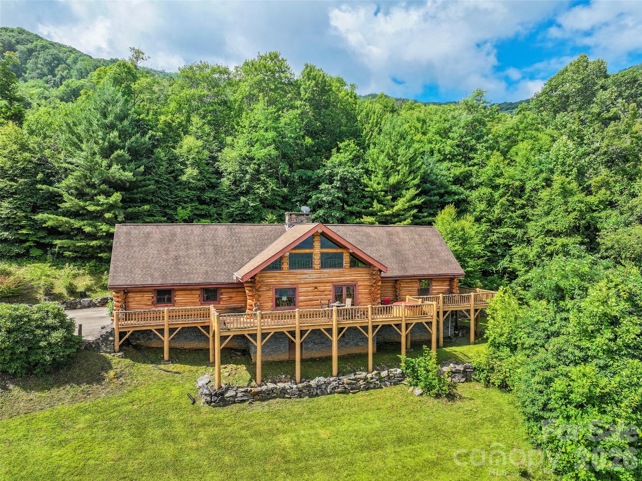 220 Mica Mine Road — Waynesville