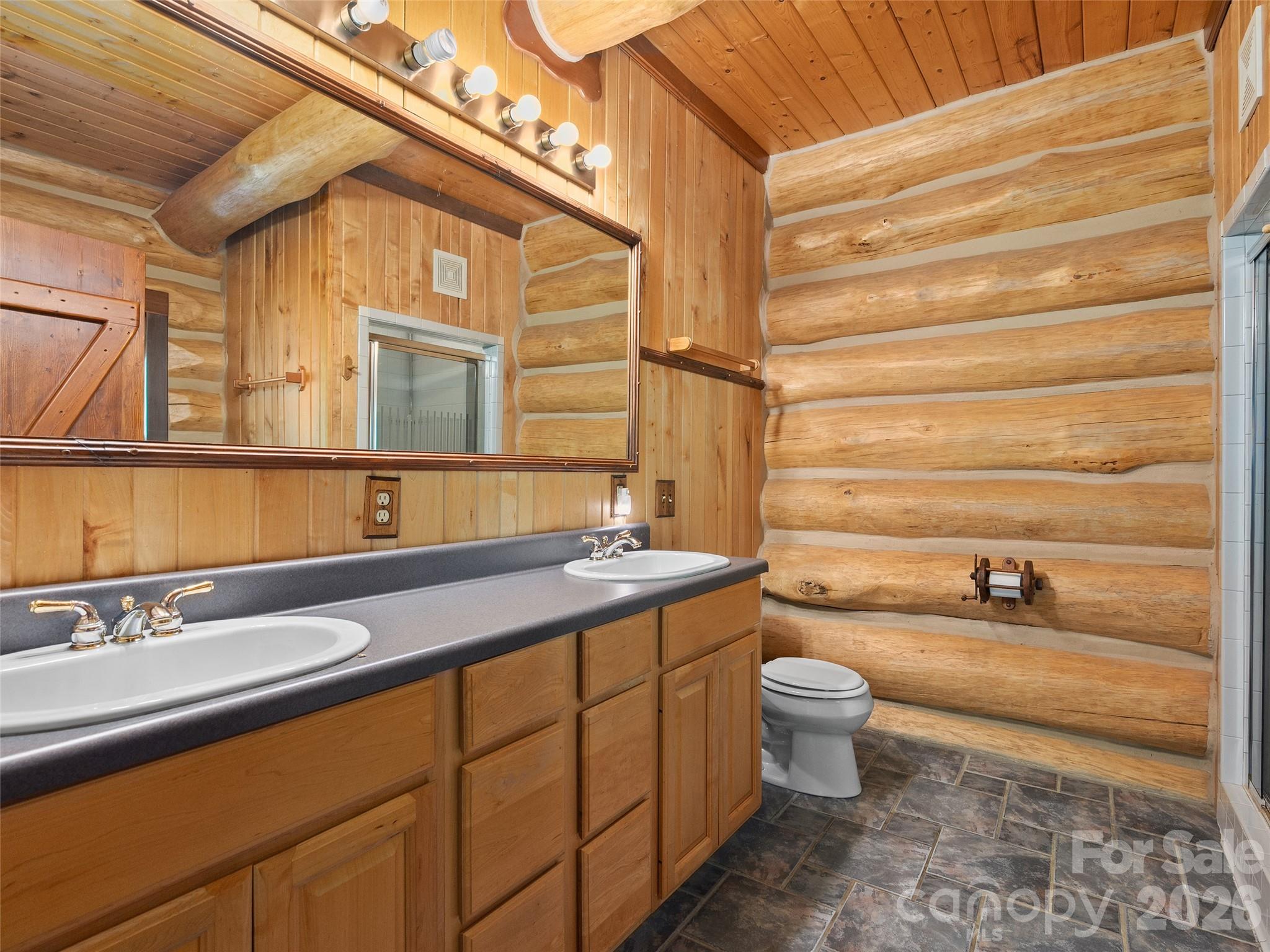 220 Mica Mine Road — Waynesville