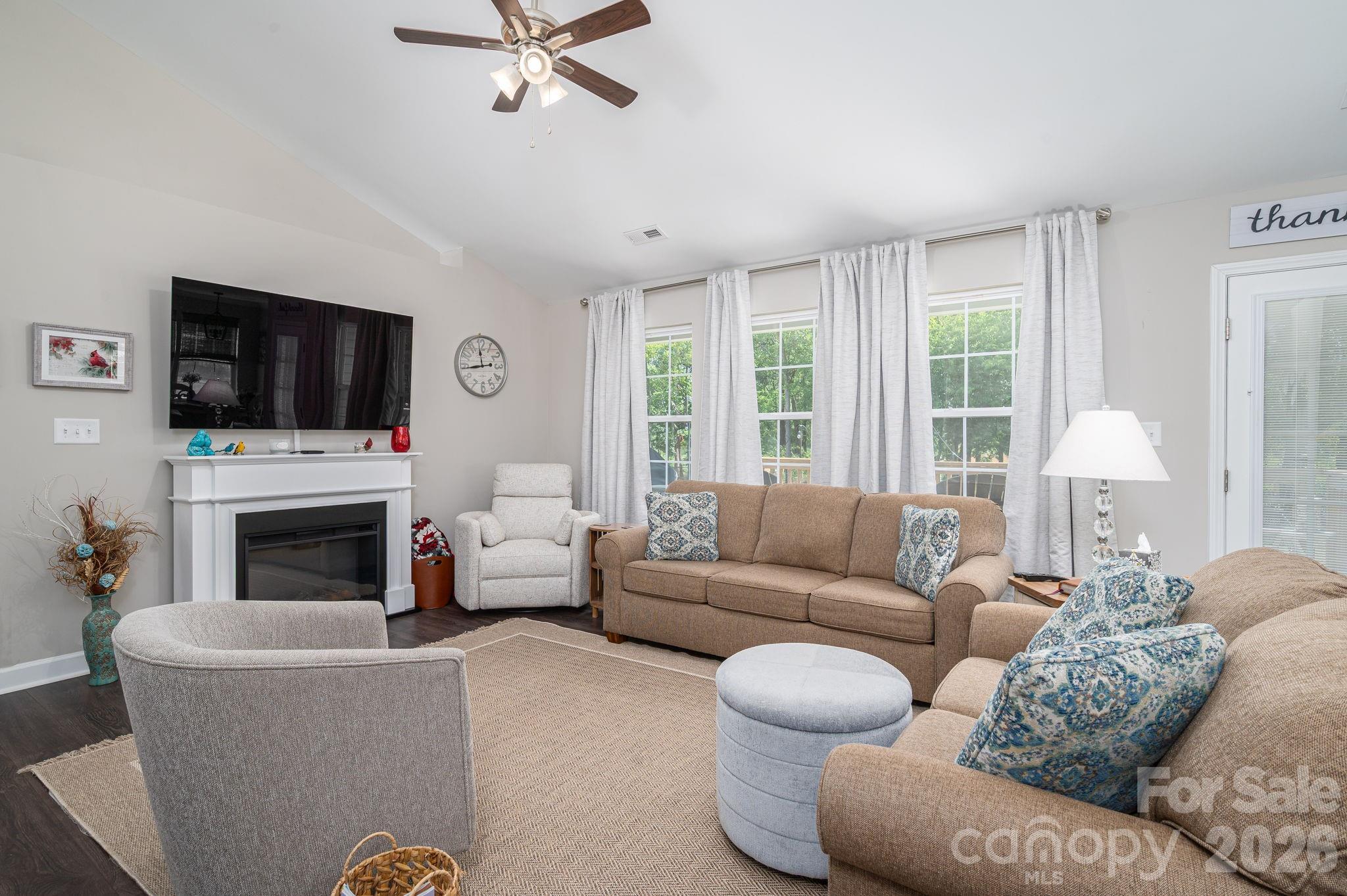 4164 S Olivers Cross Road — Newton