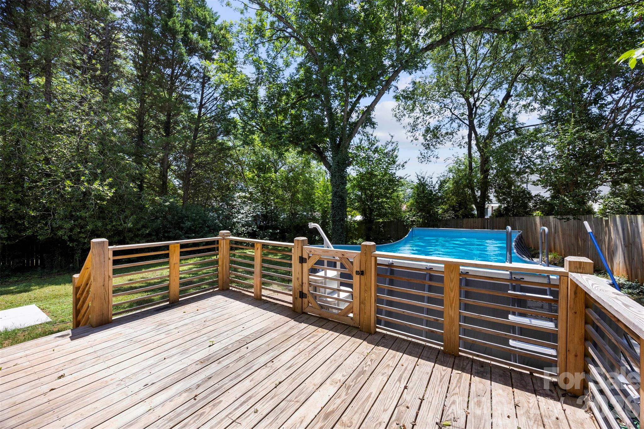 904 Laye Street — Belmont