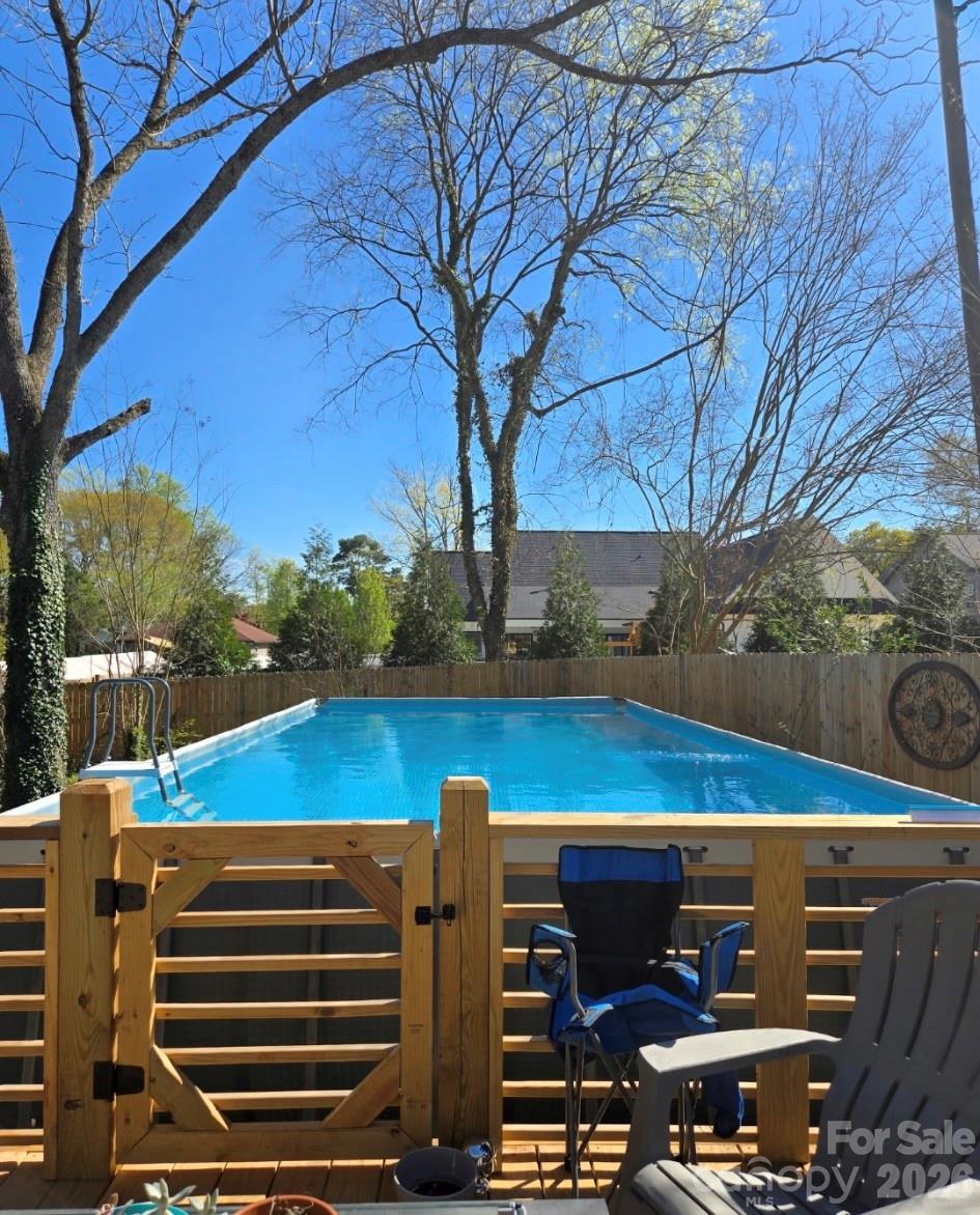904 Laye Street — Belmont
