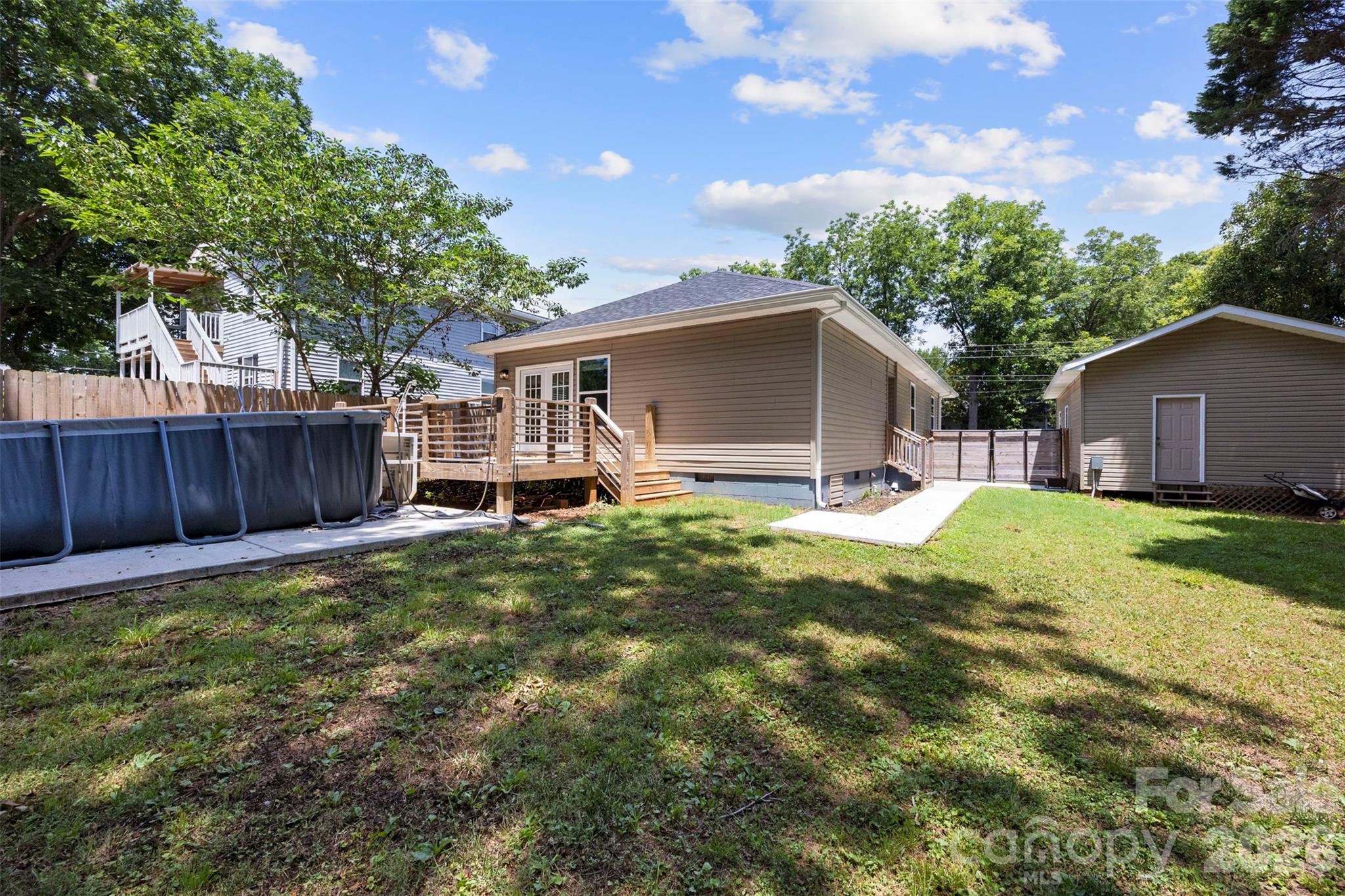904 Laye Street — Belmont