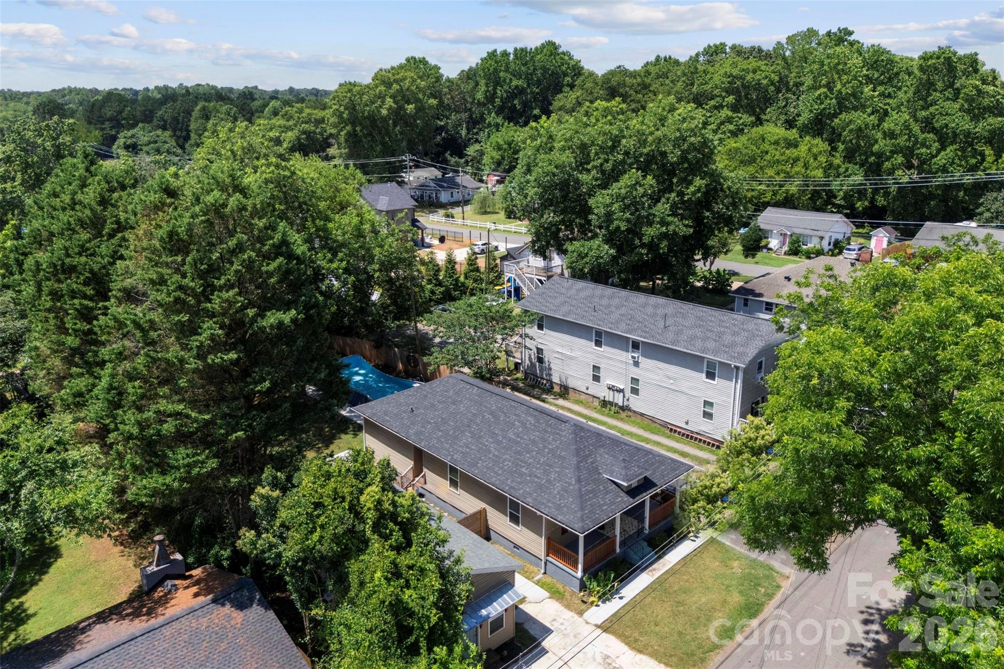 904 Laye Street — Belmont