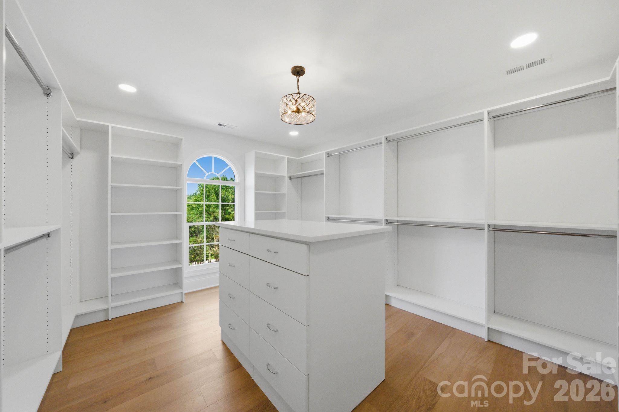 131 Normandy Road — Mooresville