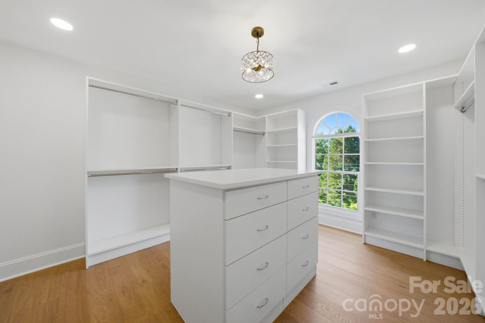 131 Normandy Road — Mooresville