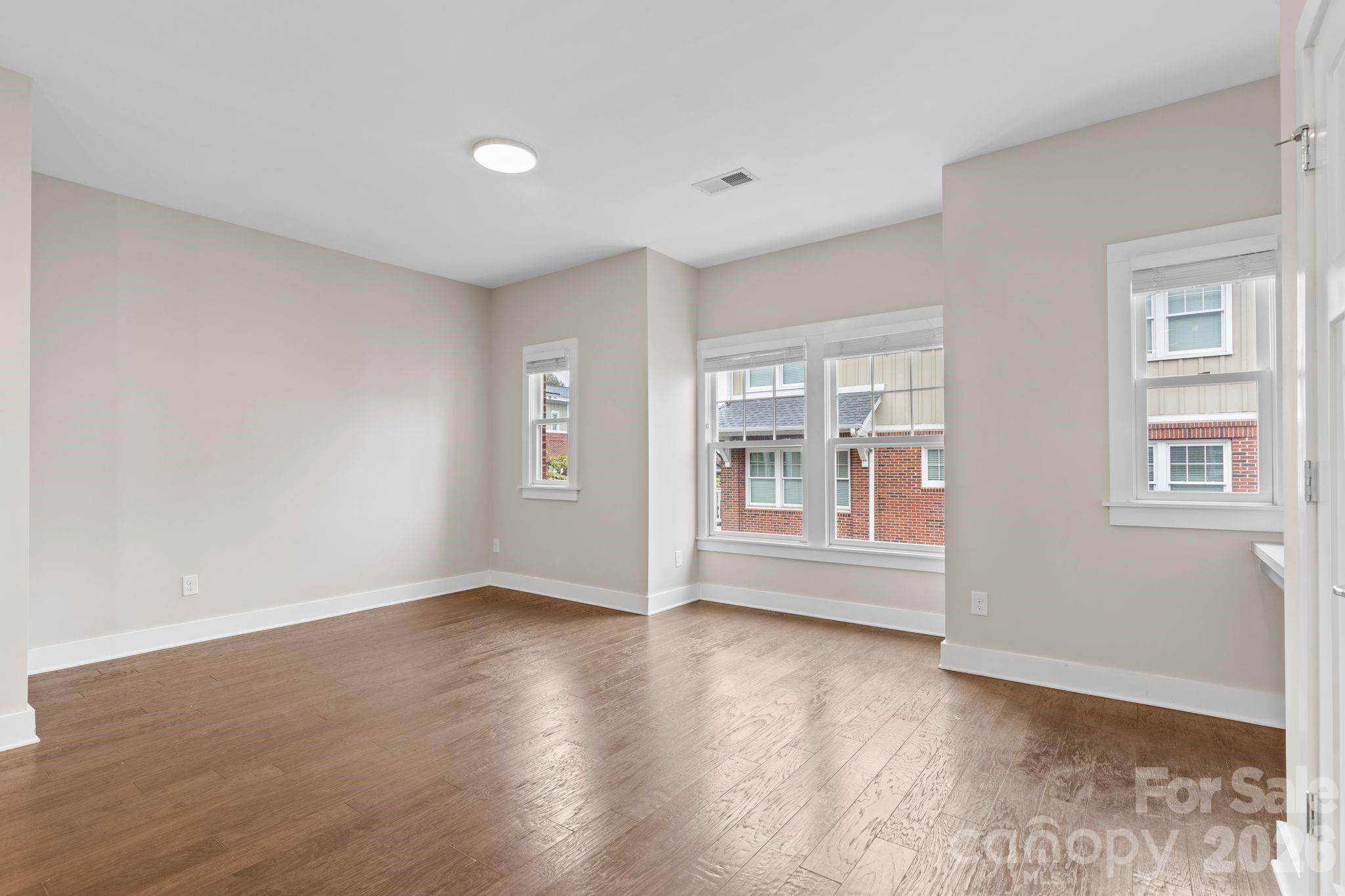 129 Grandin Road — Charlotte