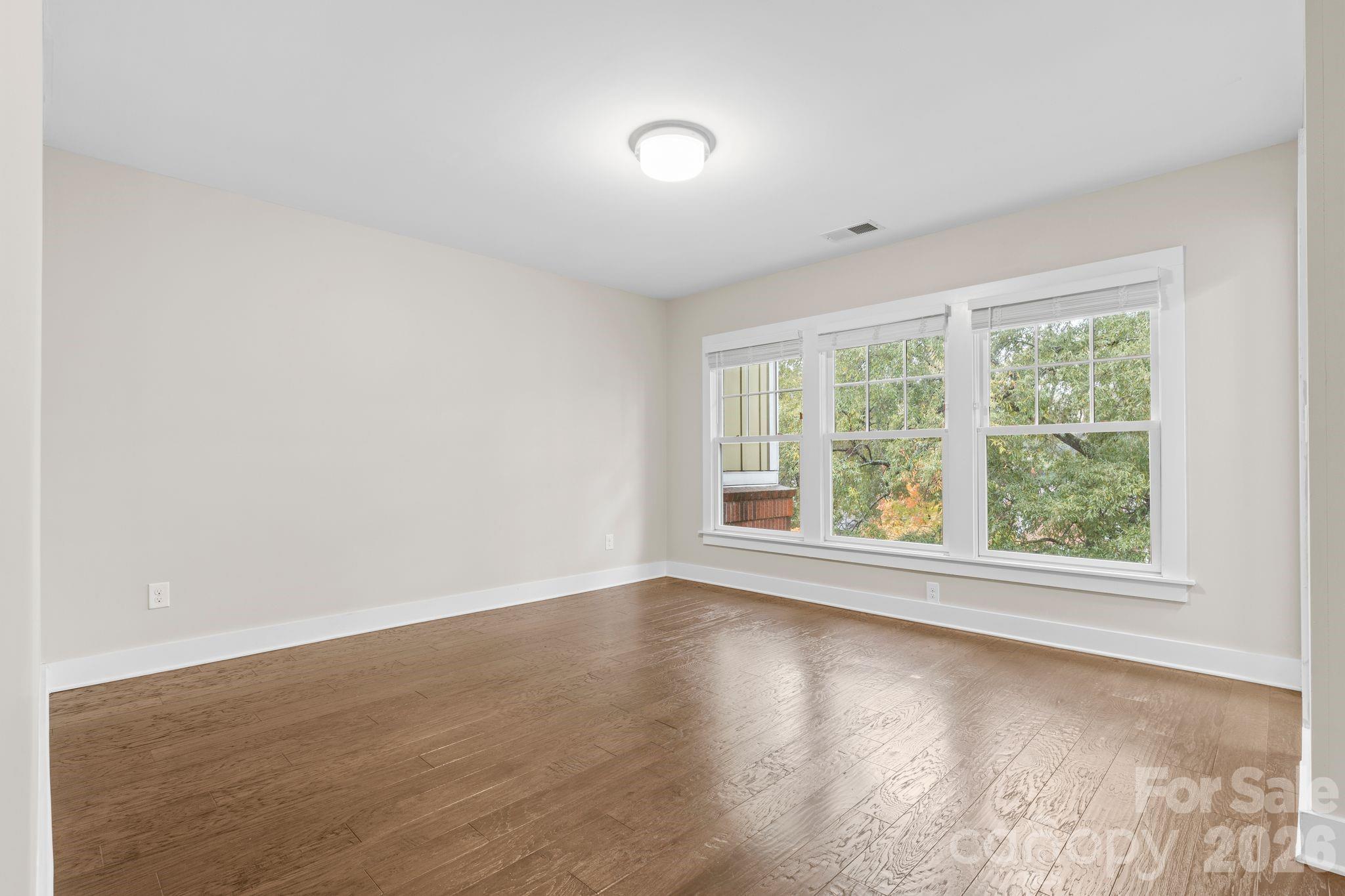 129 Grandin Road — Charlotte