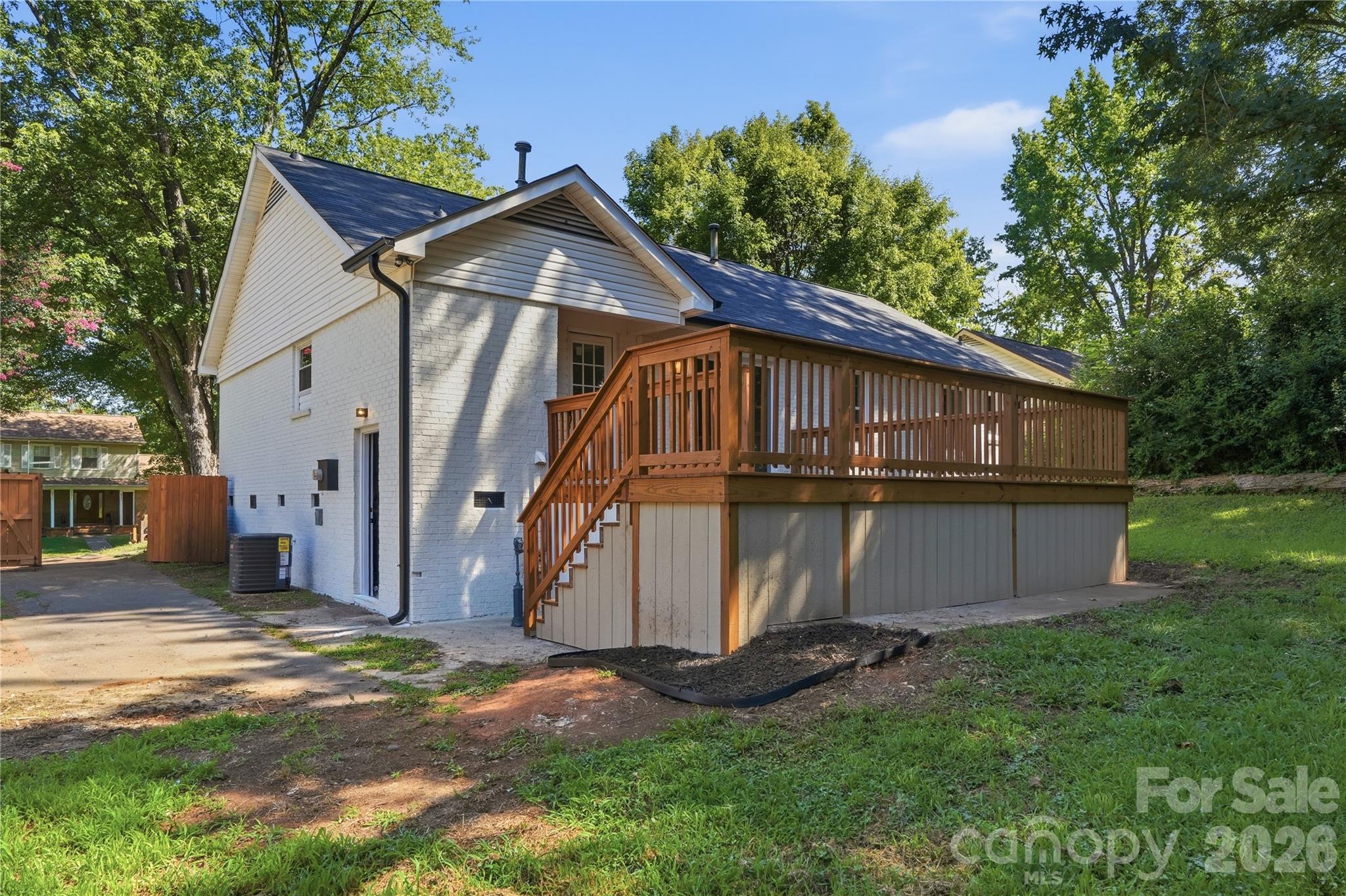 6908 Ludwig Drive — Charlotte