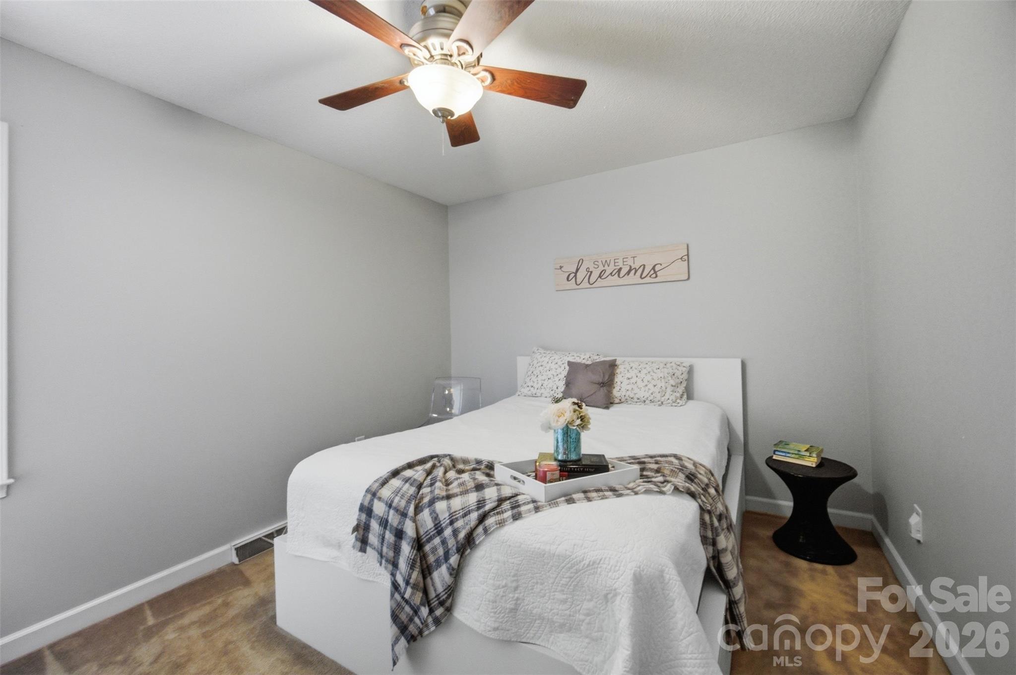 2811 Creekbed Lane — Charlotte