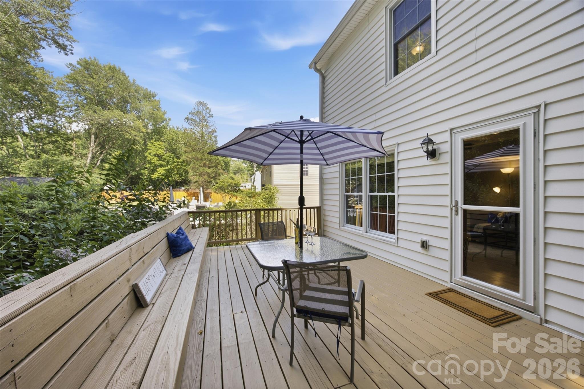 2811 Creekbed Lane — Charlotte