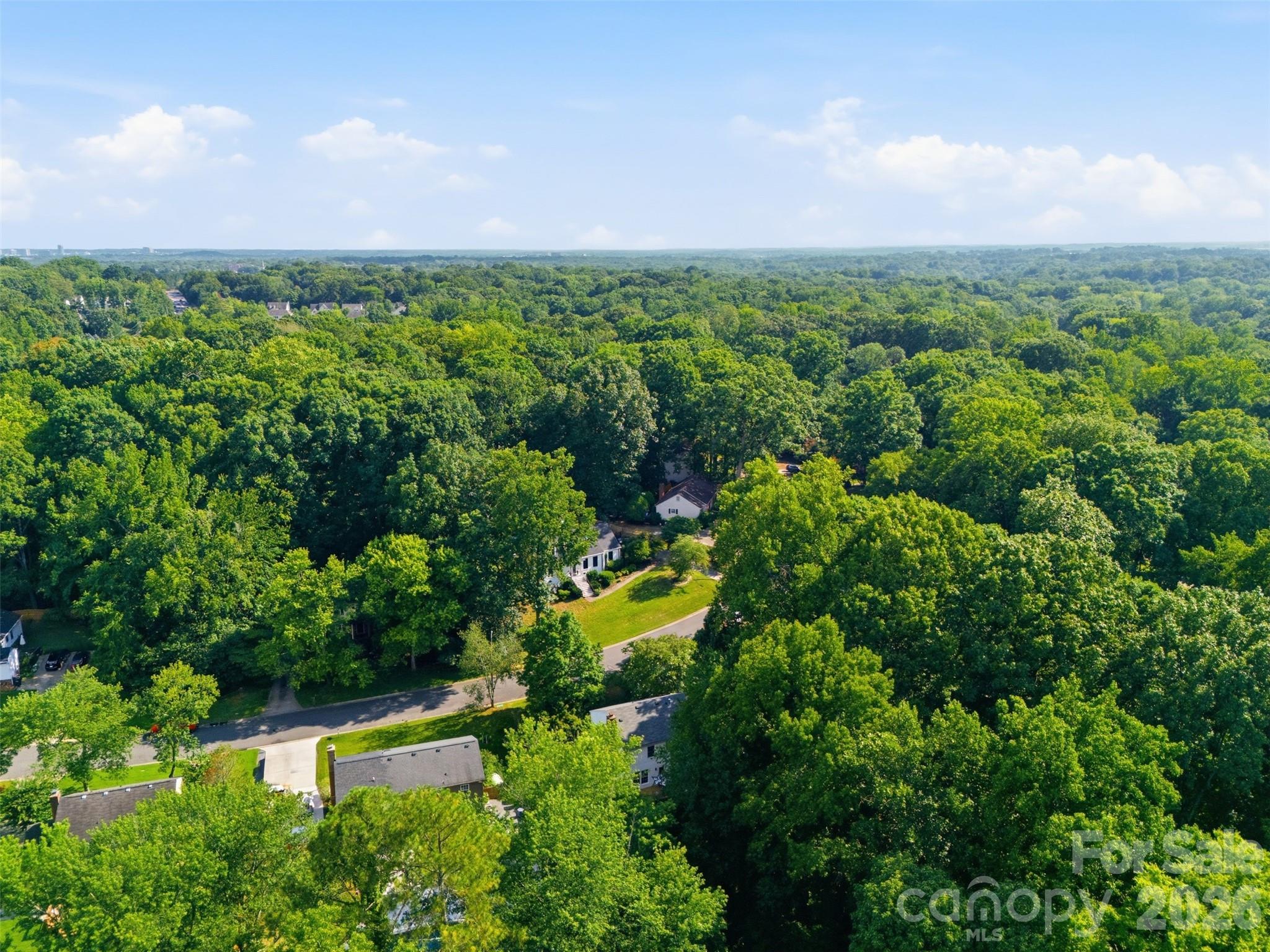 2811 Creekbed Lane — Charlotte