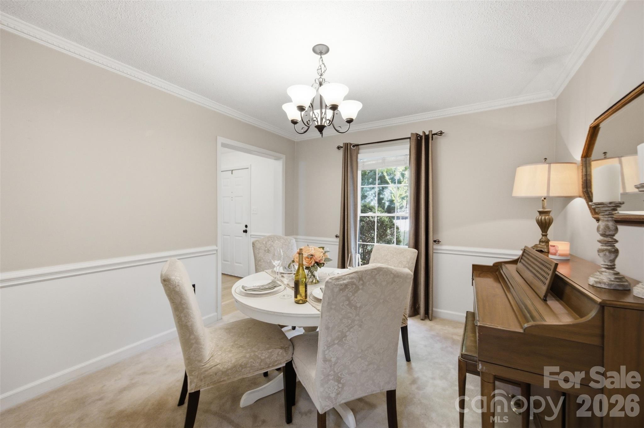 2811 Creekbed Lane — Charlotte