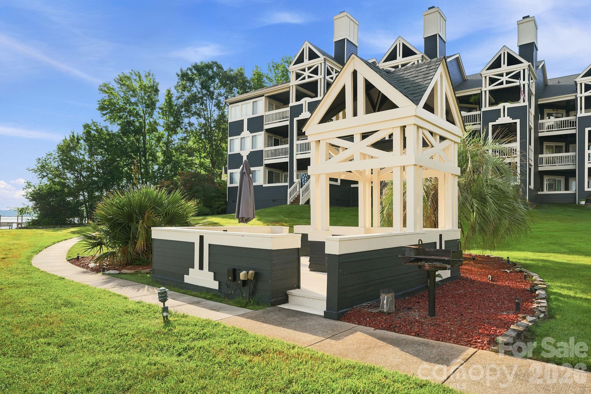 2135 Regatta Lane #303 — Denver