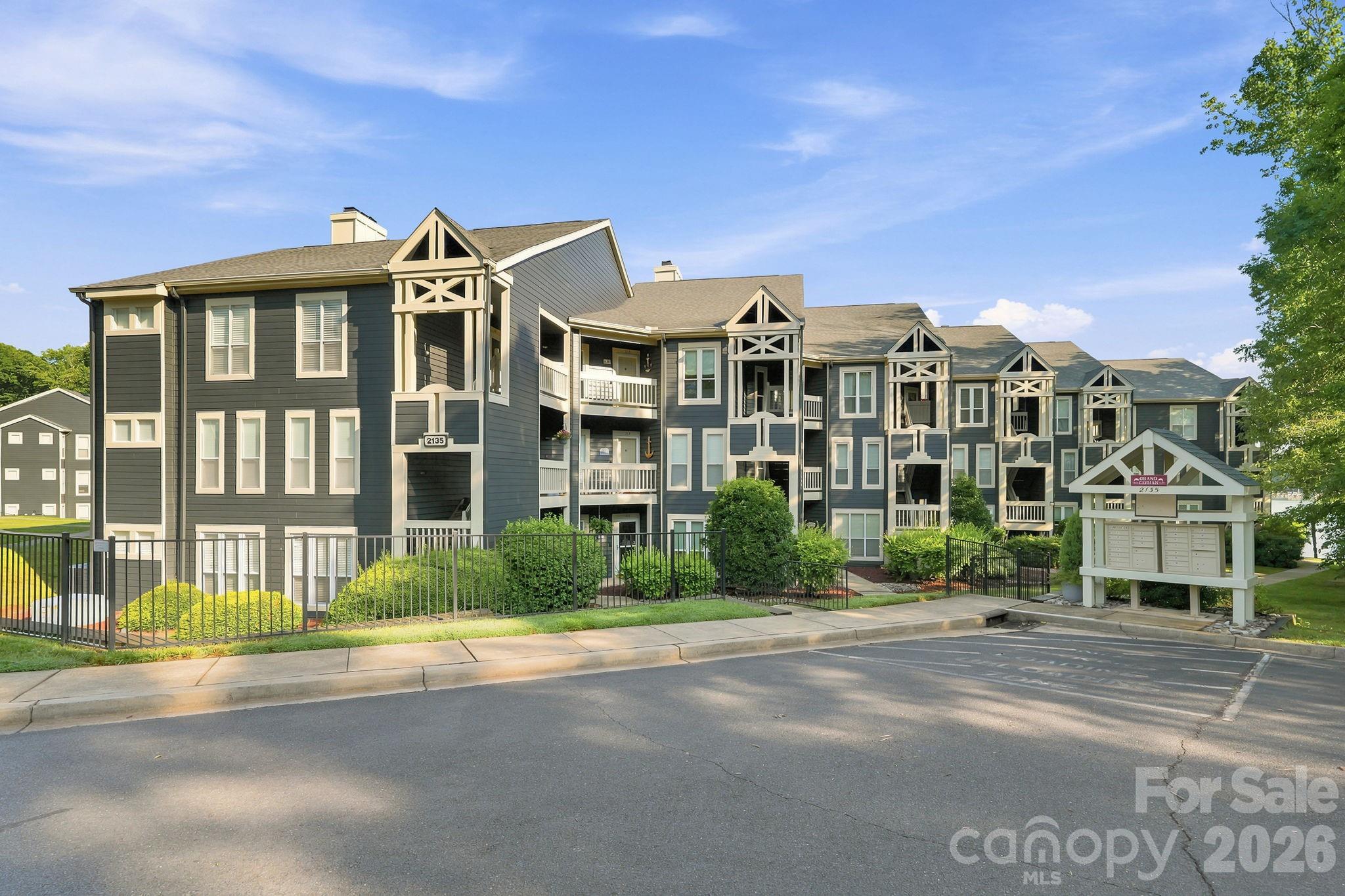 2135 Regatta Lane #303 — Denver