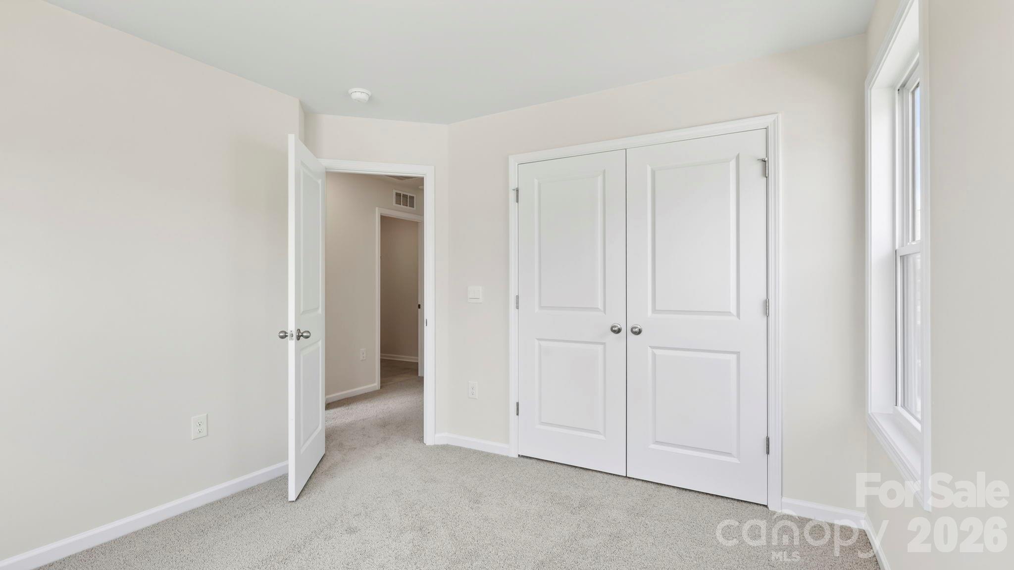 403 Creekview Road — Hendersonville