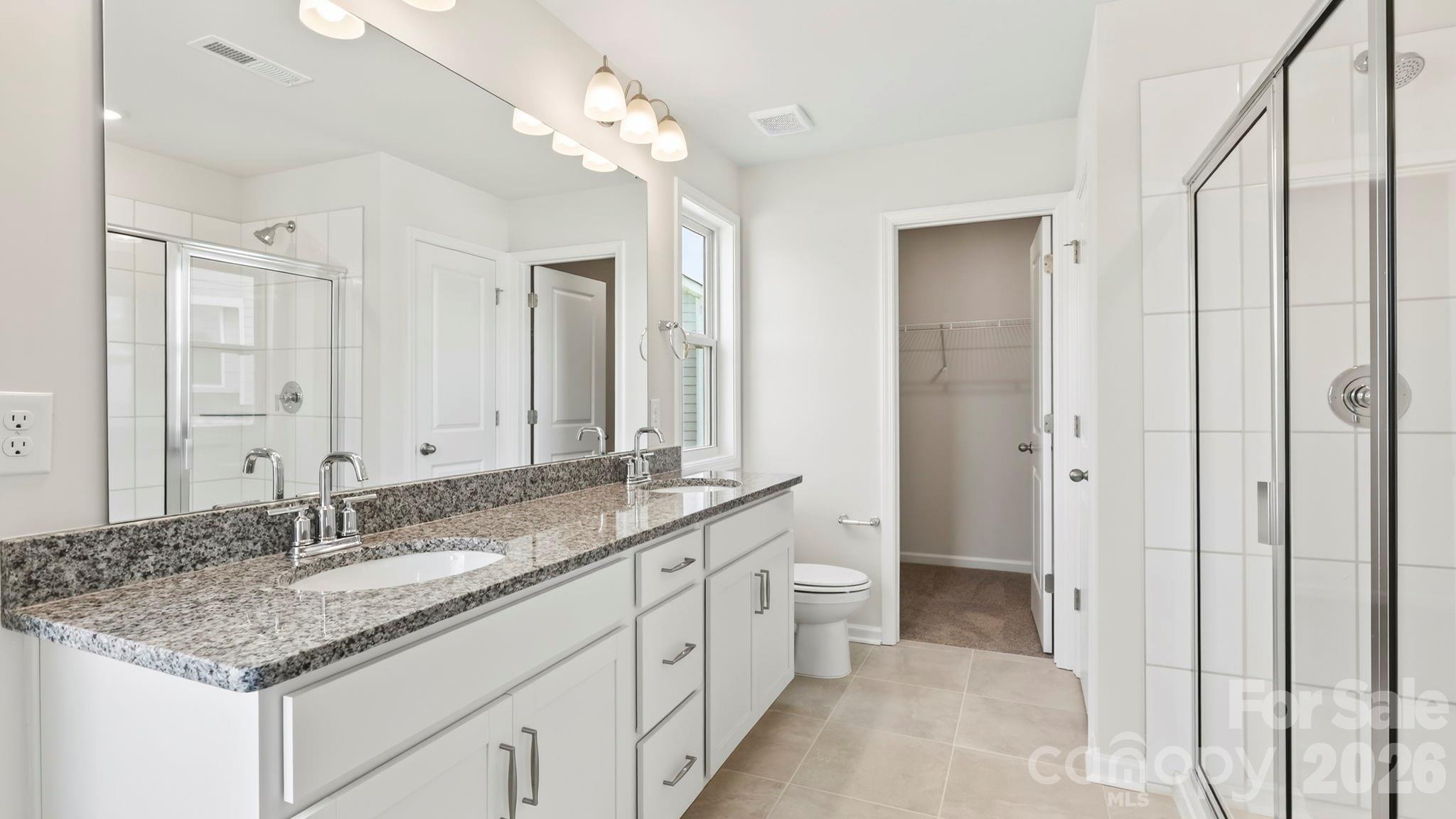403 Creekview Road — Hendersonville