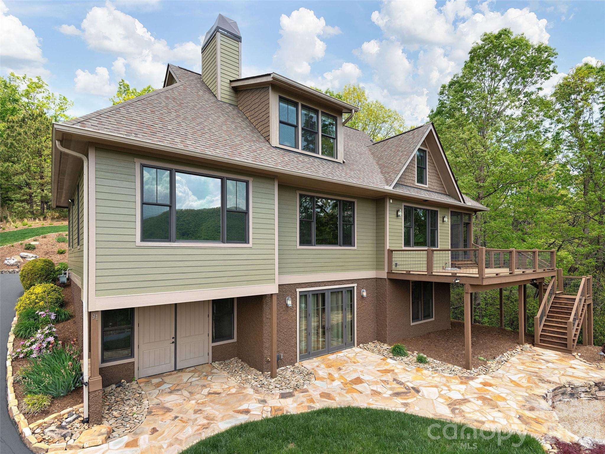 91 Watershed Way — Horse Shoe