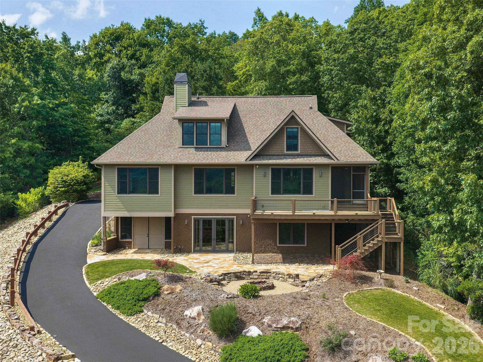 91 Watershed Way — Horse Shoe