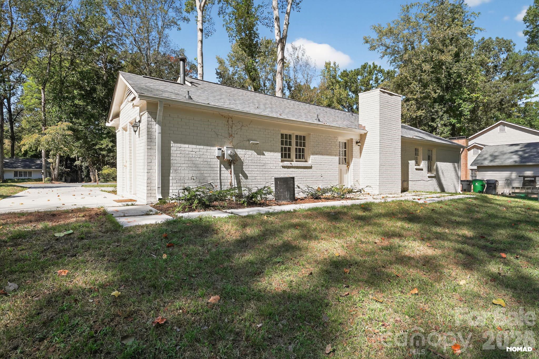 7107 Valley Haven Drive — Charlotte