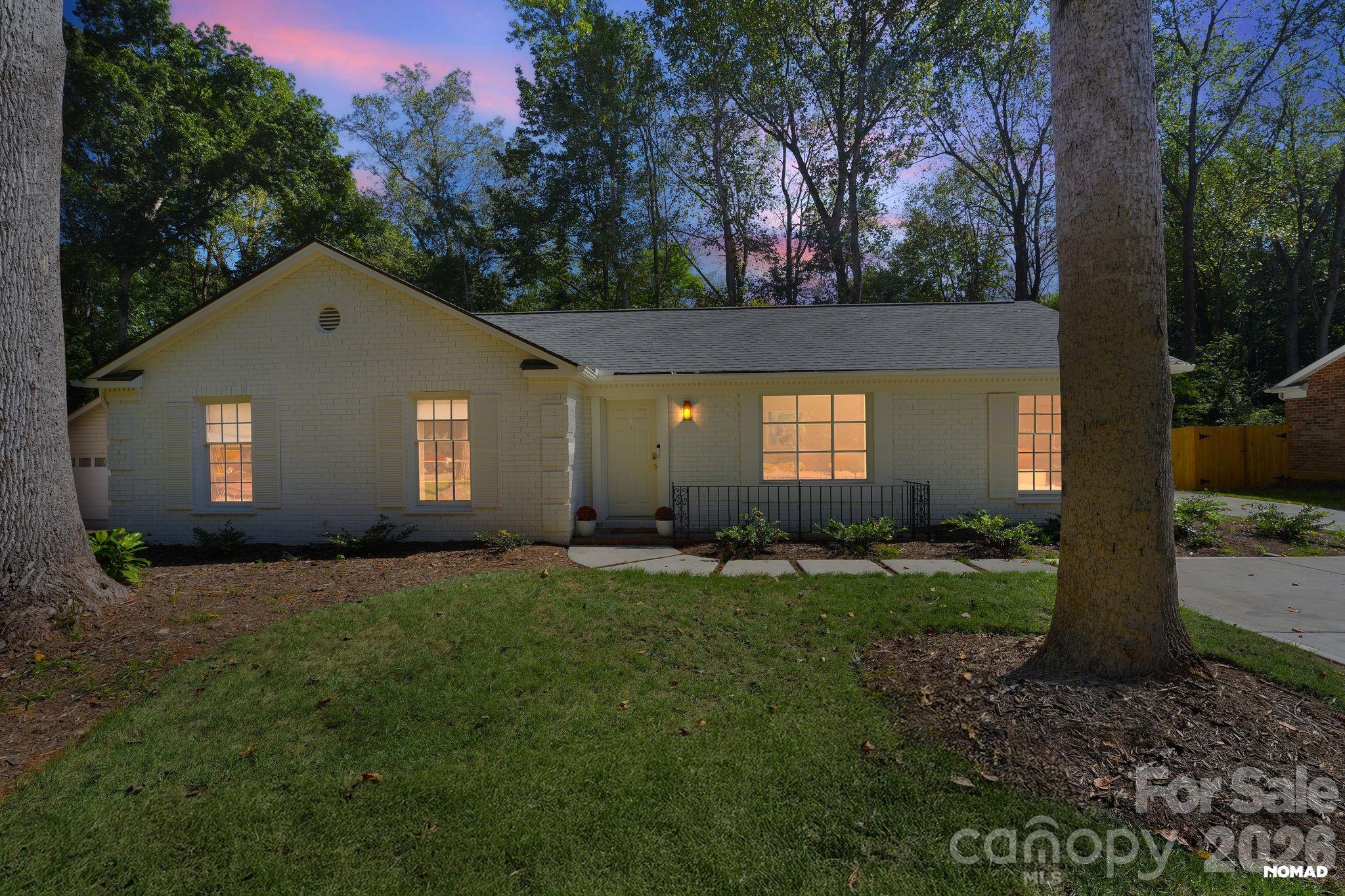 7107 Valley Haven Drive — Charlotte