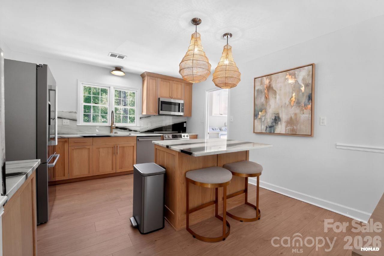 7107 Valley Haven Drive — Charlotte