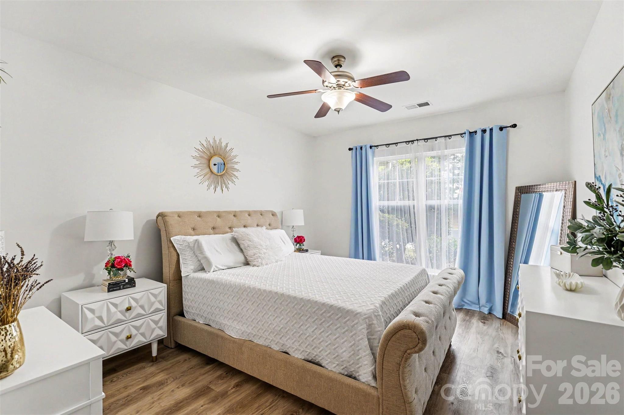 11855 Ridgeway Park Drive — Charlotte