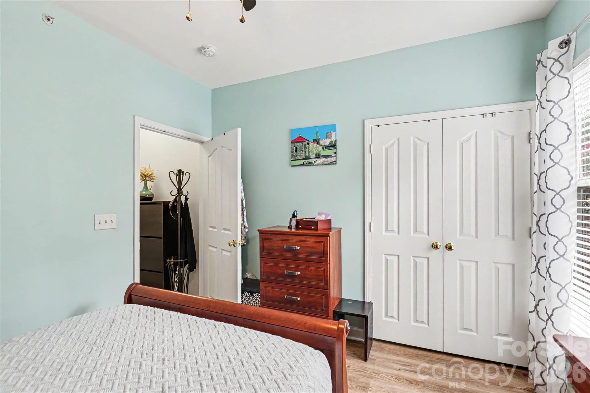 11855 Ridgeway Park Drive — Charlotte