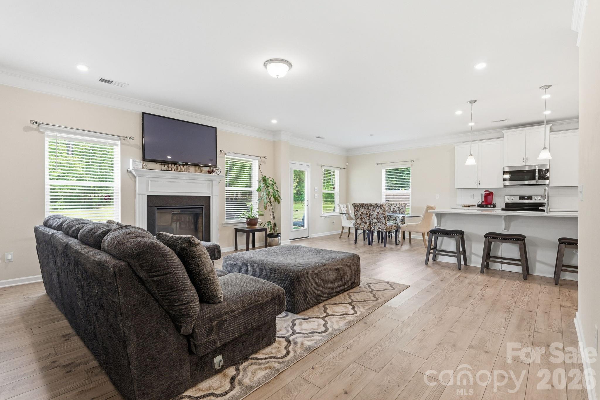 14503 Holbrooks Road — Huntersville