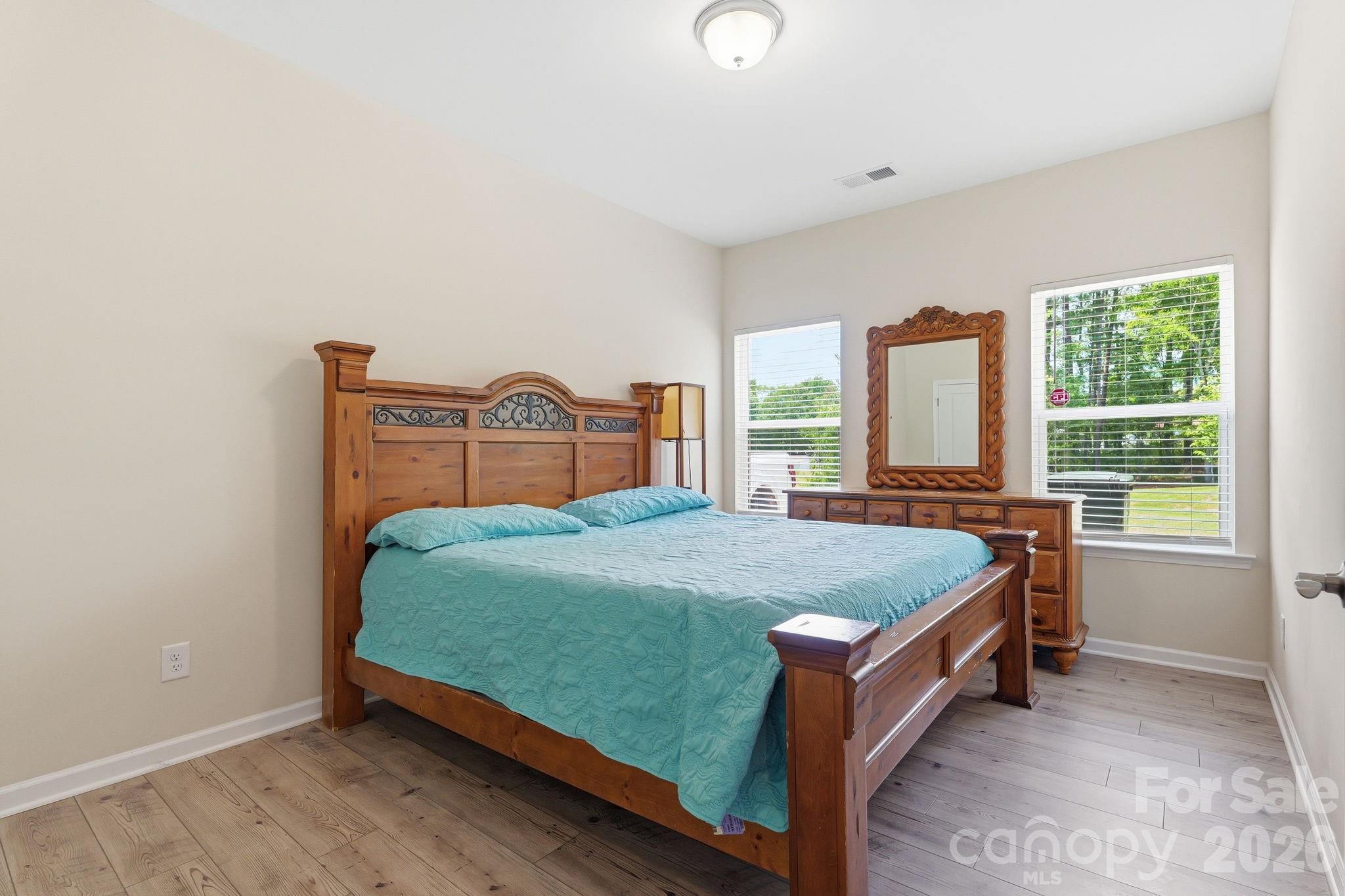 14503 Holbrooks Road — Huntersville