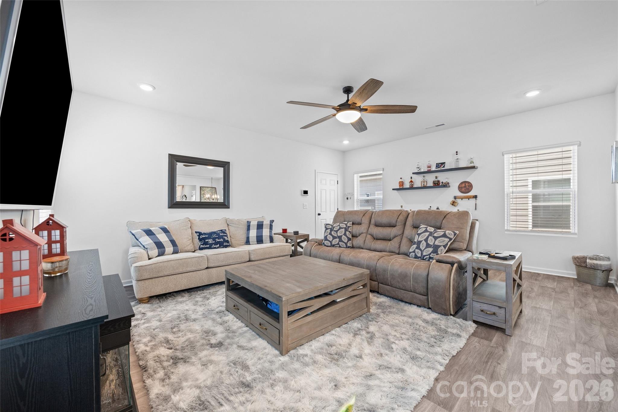 677 Candela Court #121 — York
