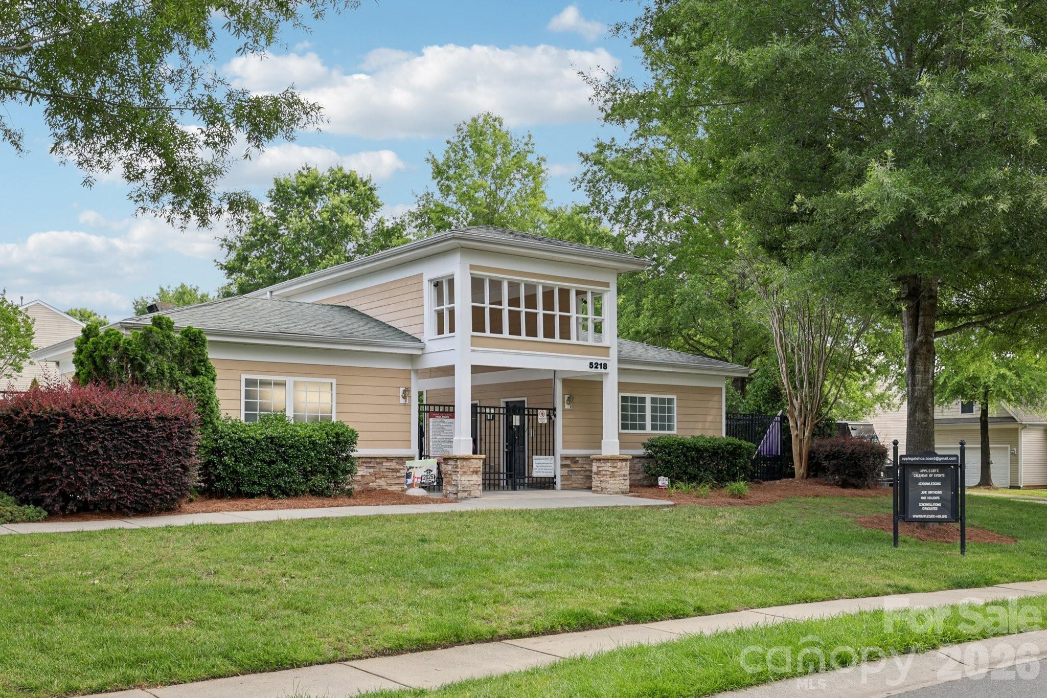 5226 Coffeeberry Lane — Charlotte