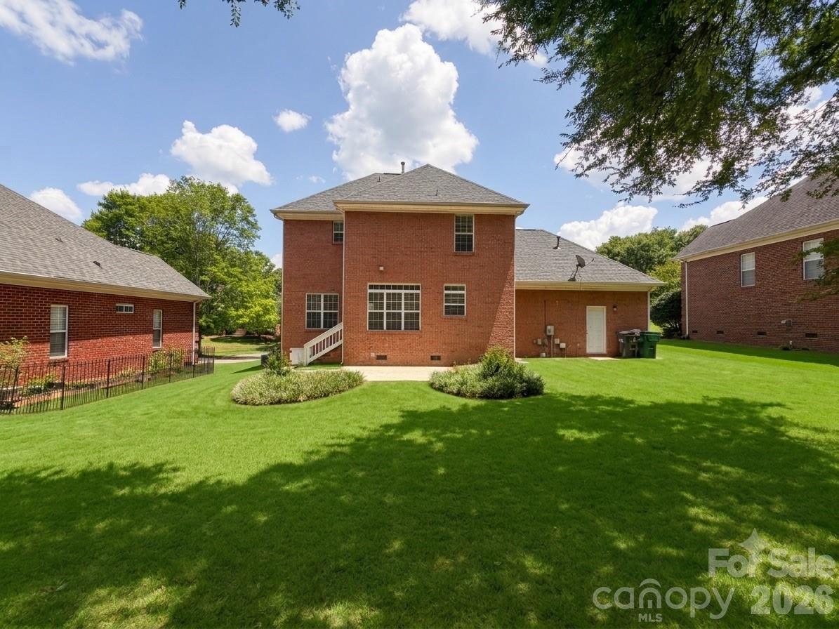 10448 Misty Ridge Lane — Charlotte