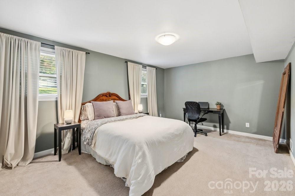3019 Goneaway Road — Charlotte