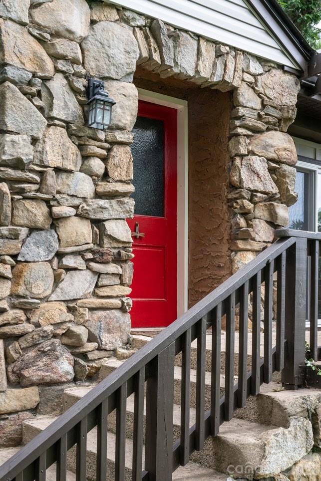 25 Mineral Springs Road — Asheville