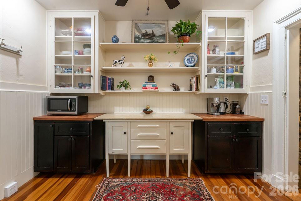 25 Mineral Springs Road — Asheville