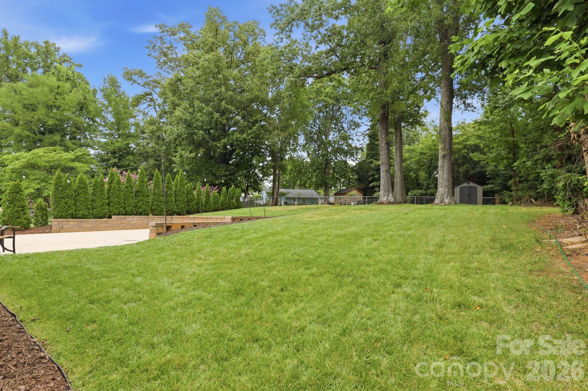 4927 Farm Pond Lane — Charlotte