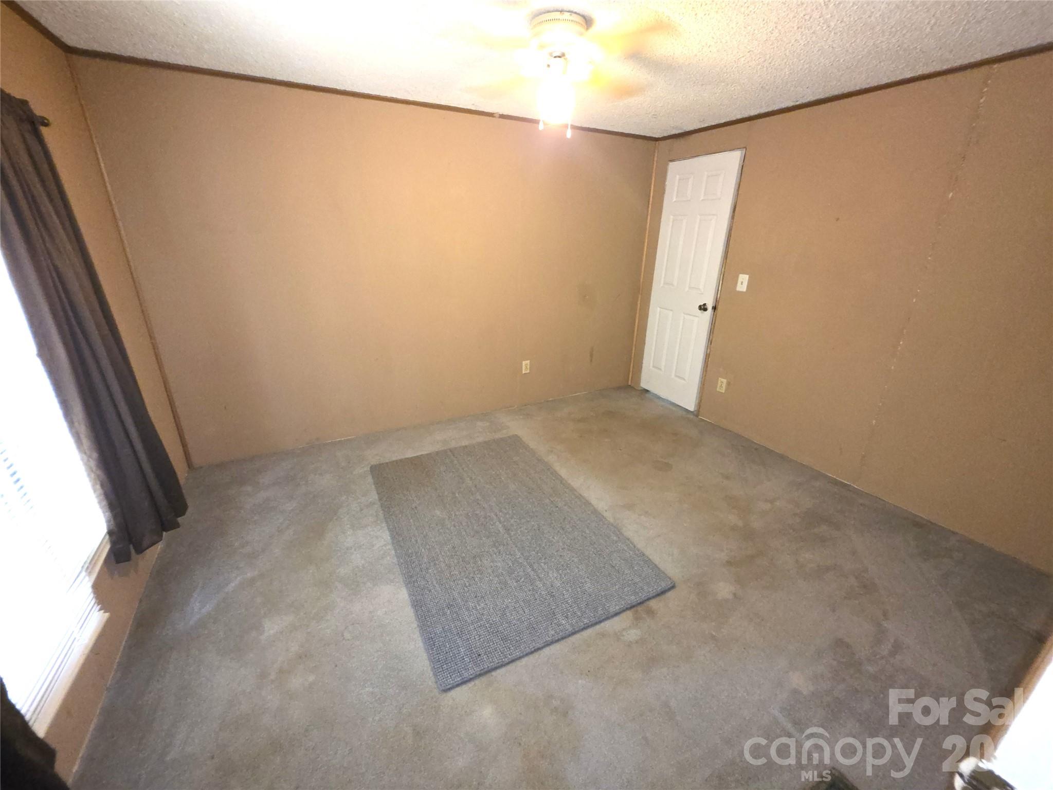 1340 Bowling Green Drive — Clover