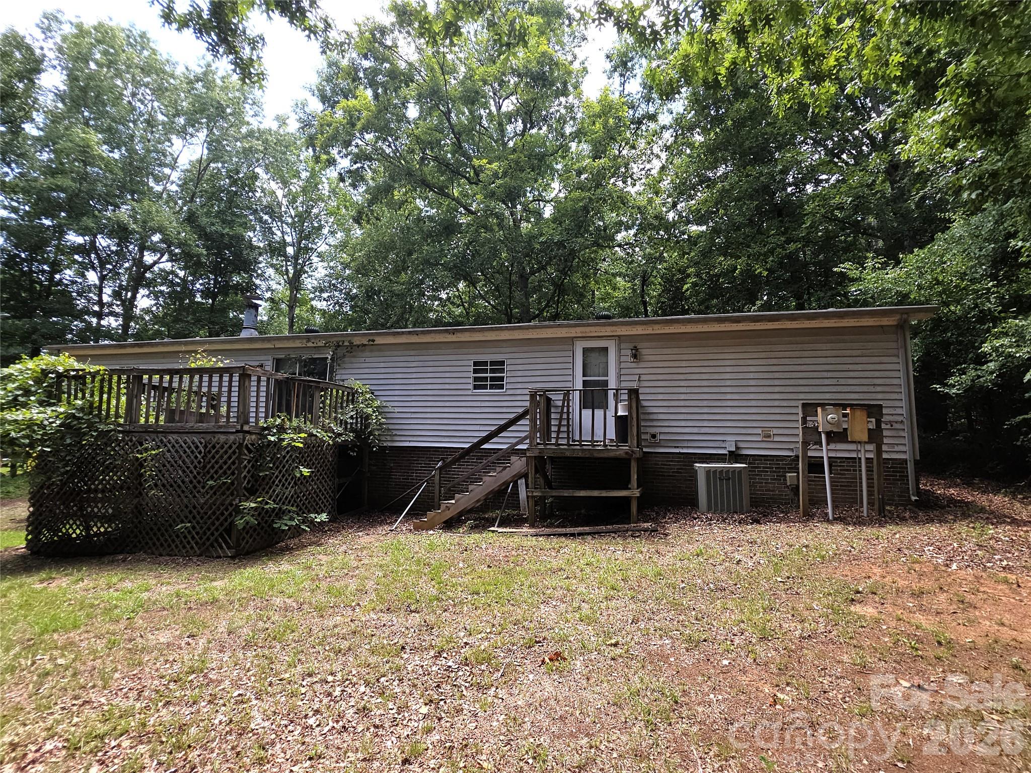 1340 Bowling Green Drive — Clover