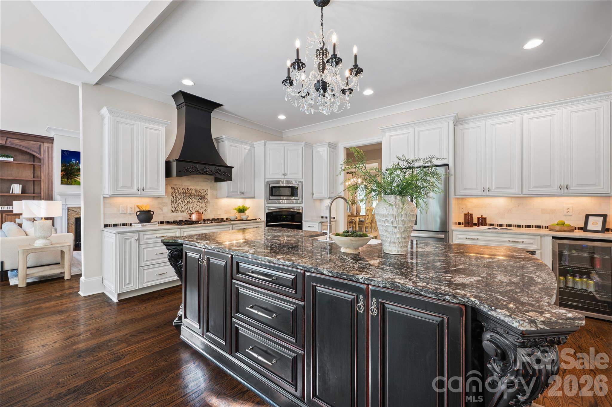1632 Lookout Circle — Waxhaw