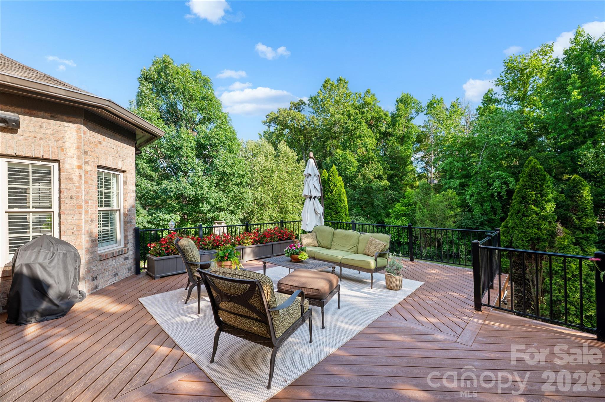 1632 Lookout Circle — Waxhaw