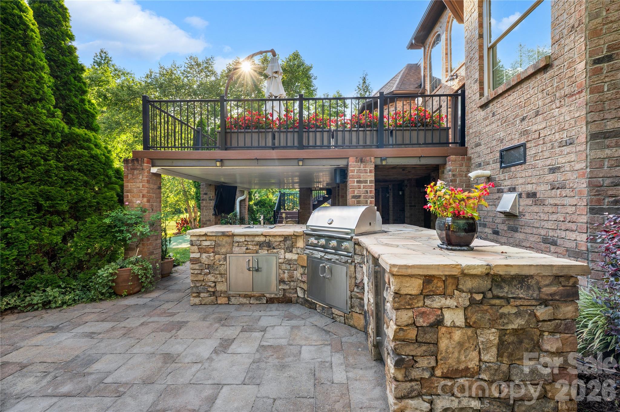 1632 Lookout Circle — Waxhaw