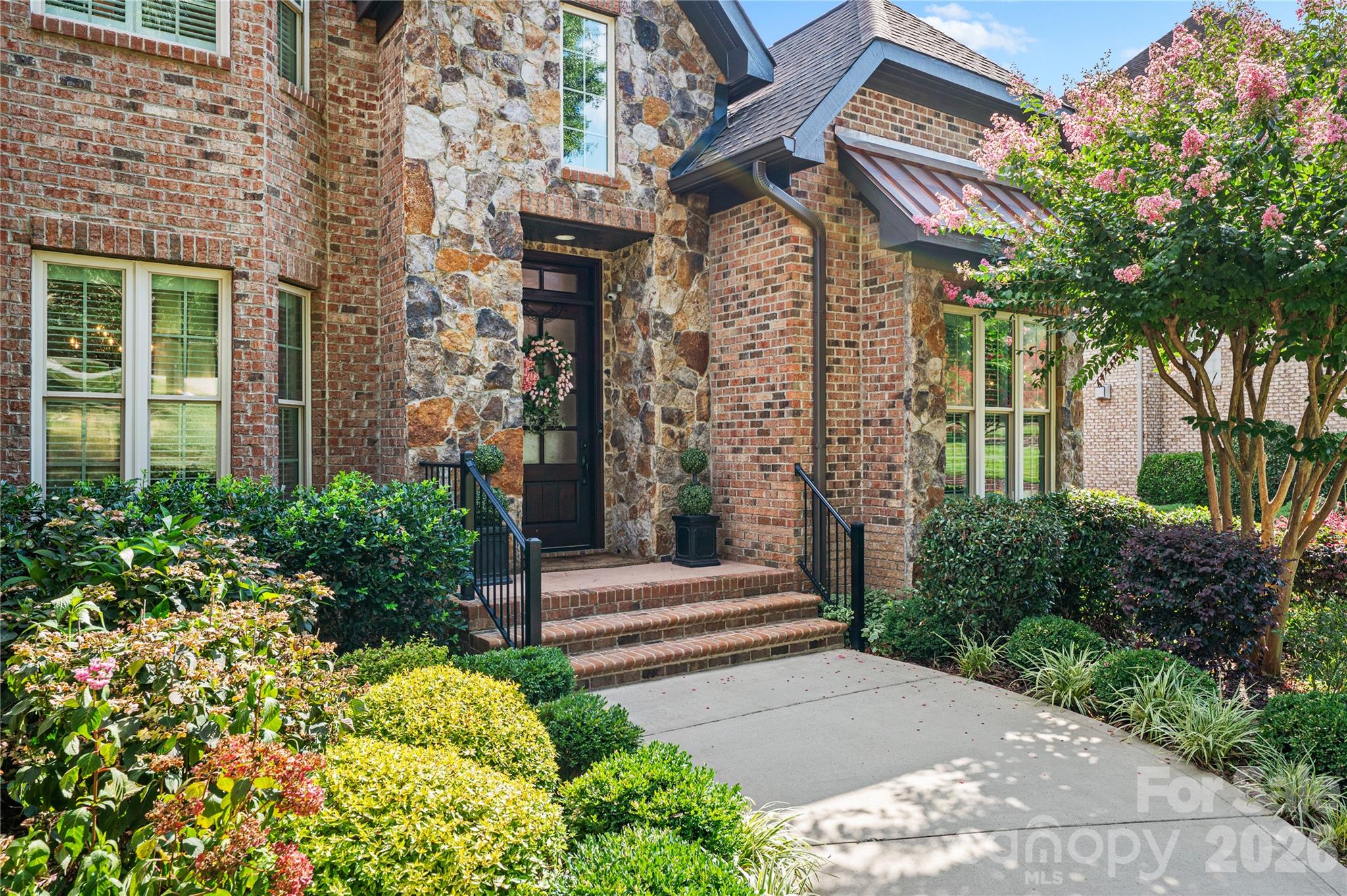 1632 Lookout Circle — Waxhaw