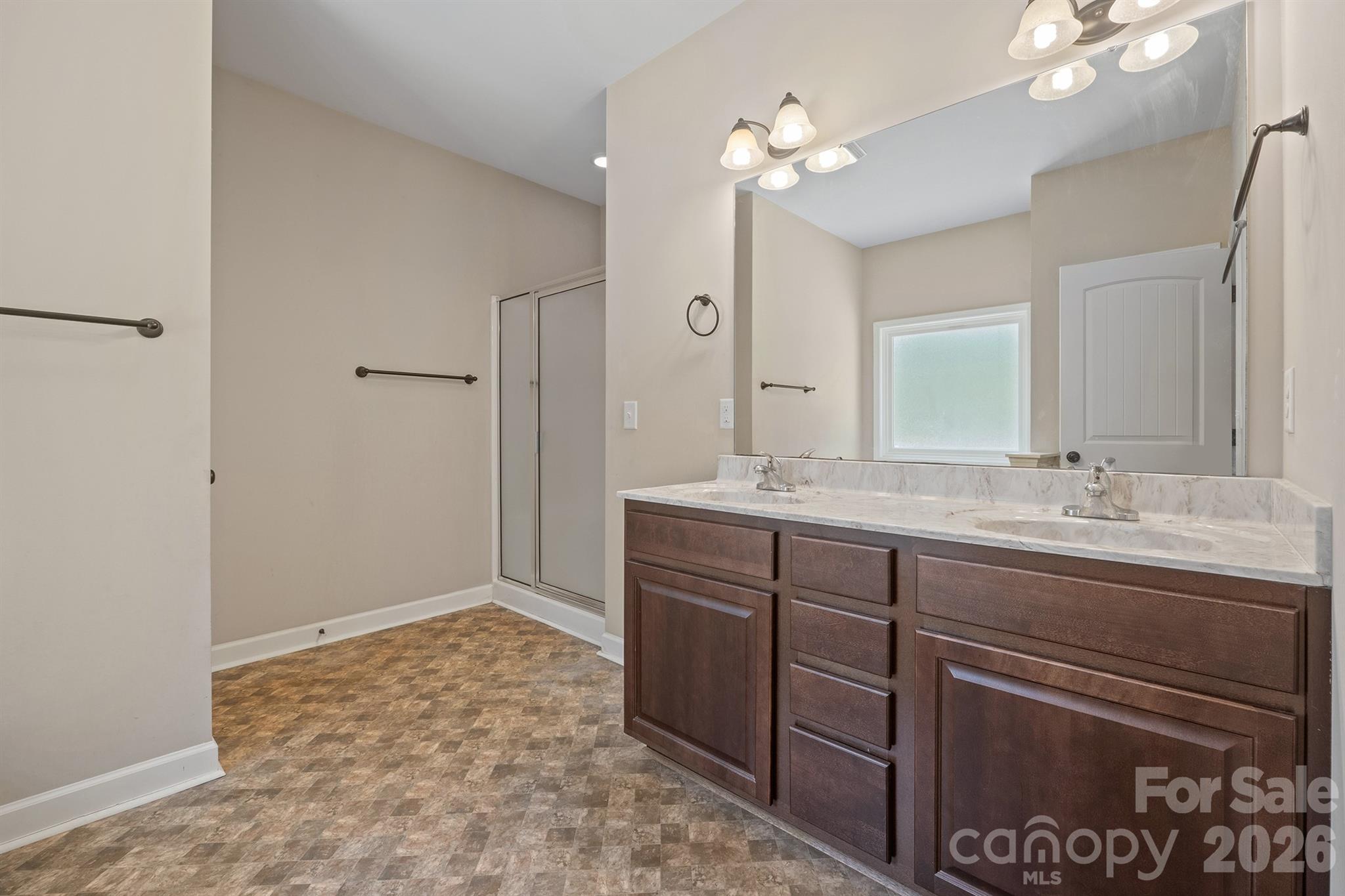 4628 Cayton Drive — Maiden