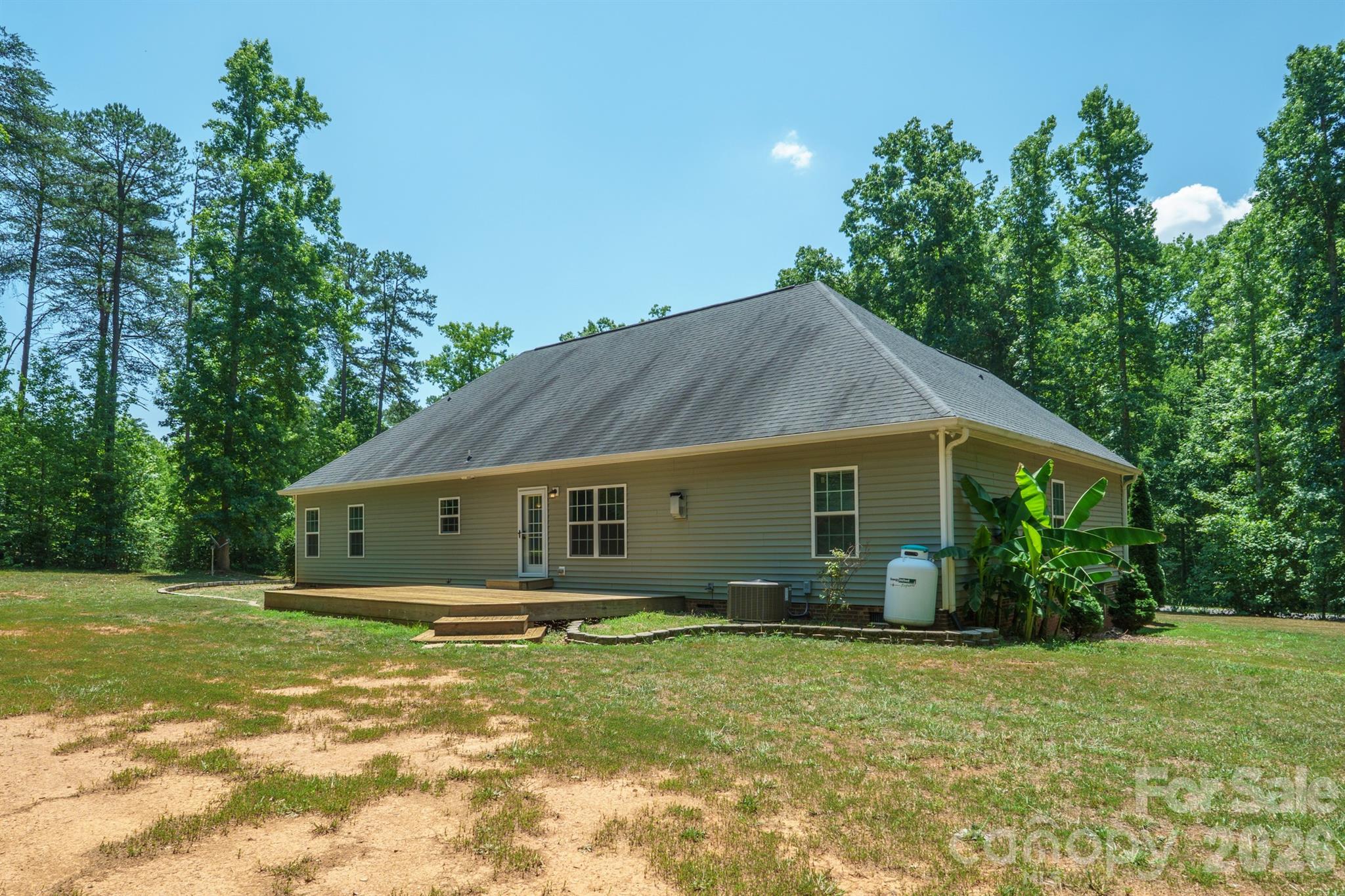4628 Cayton Drive — Maiden
