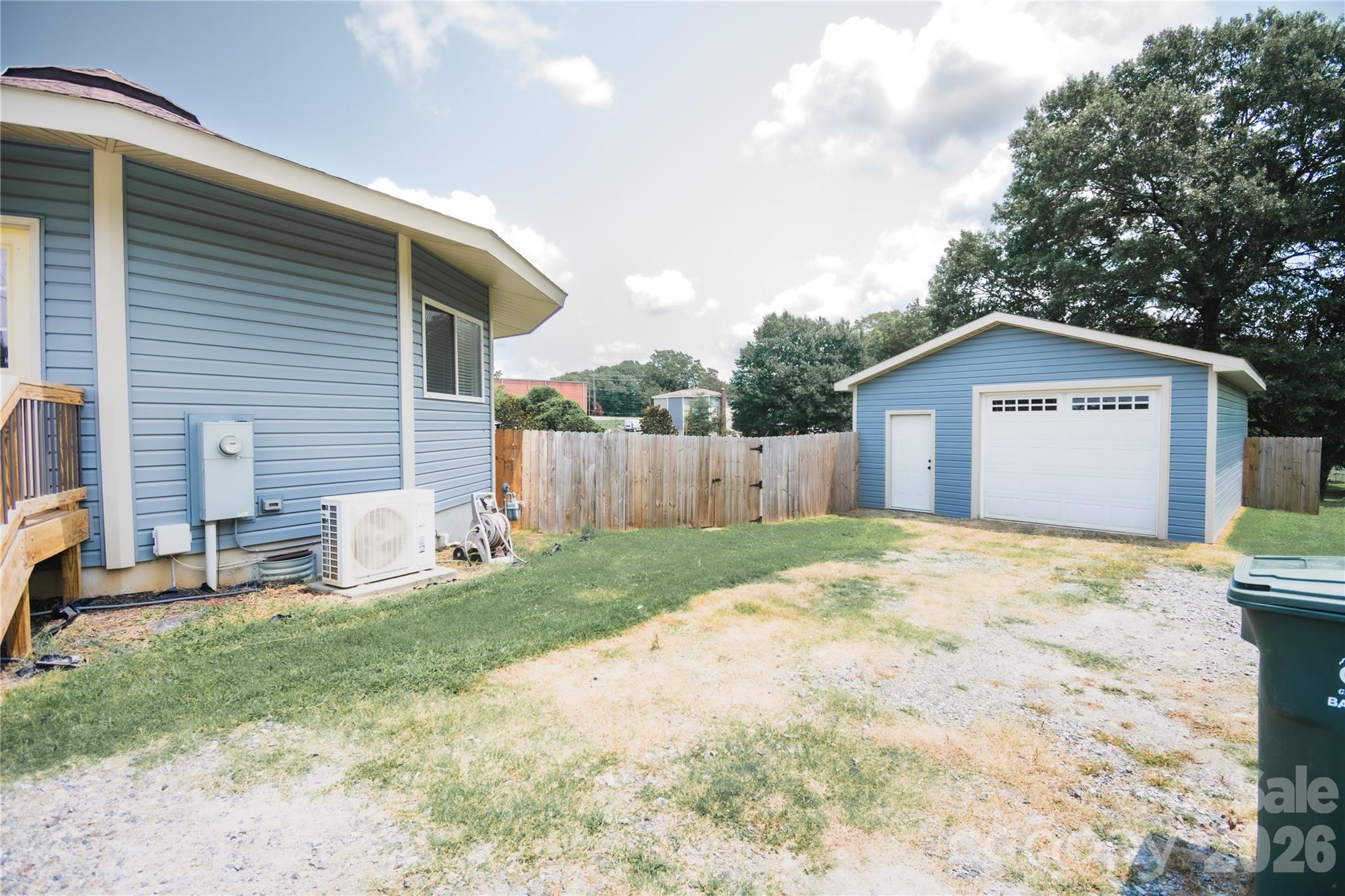 1807 Warren Avenue — Gastonia