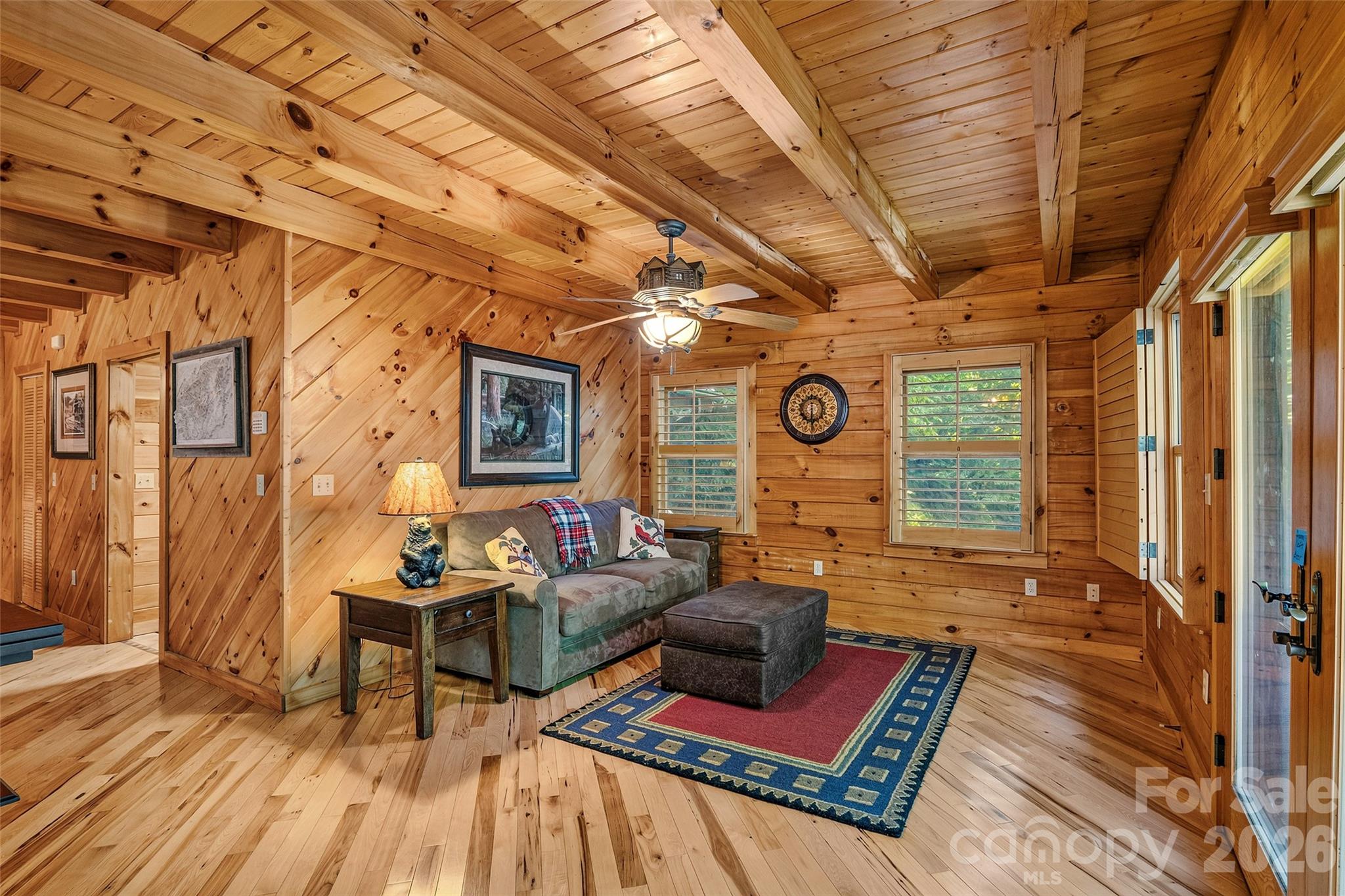 1482 Howard Moore Road — Hot Springs