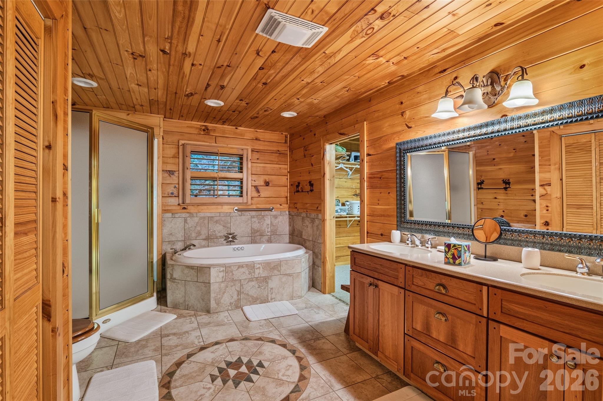 1482 Howard Moore Road — Hot Springs