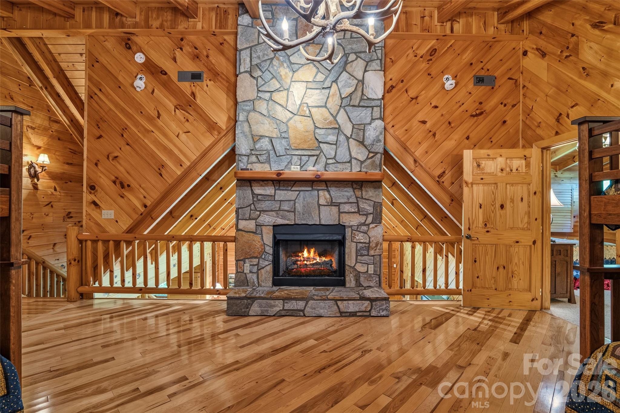 1482 Howard Moore Road — Hot Springs